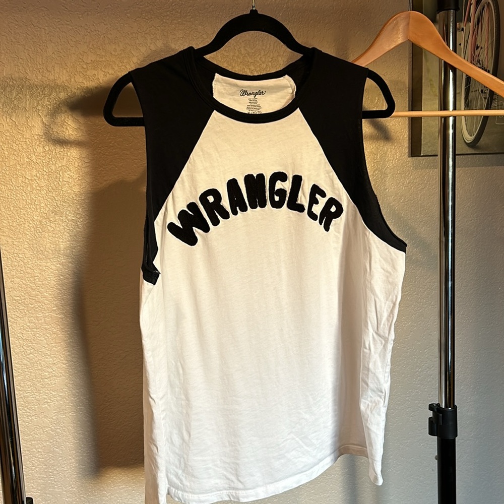 Wrangler - Picture 2 of 3